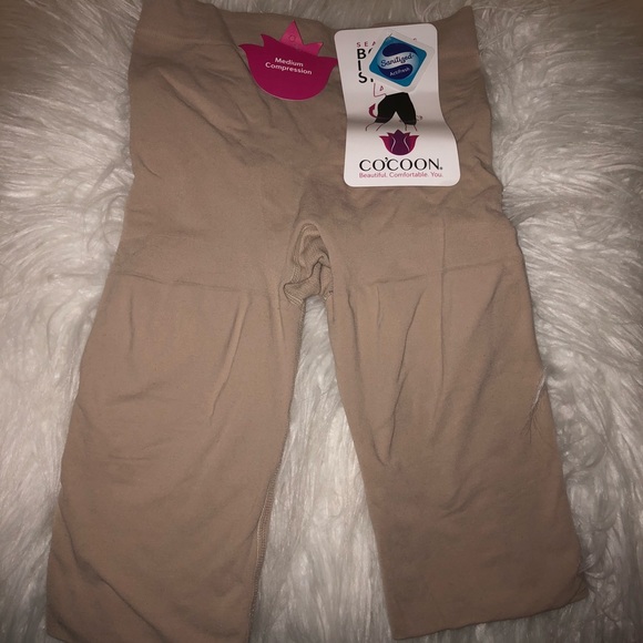 cocoon booty lifting shorts